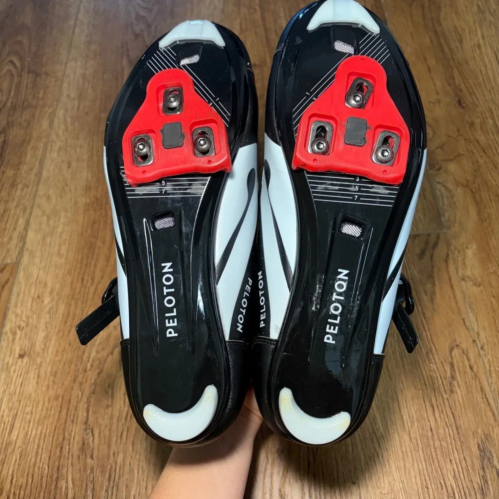 Peloton Cycling Shoes Black Red Size 43 Delta Cleats Mens US 10 Women's US 12‎